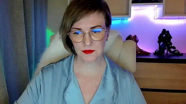 feliziaDesire online show from 10, 2, 2026