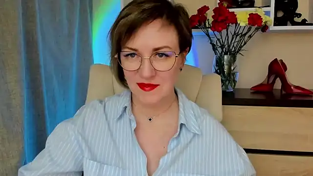 feliziaDesire online show from 5, 4, 2026