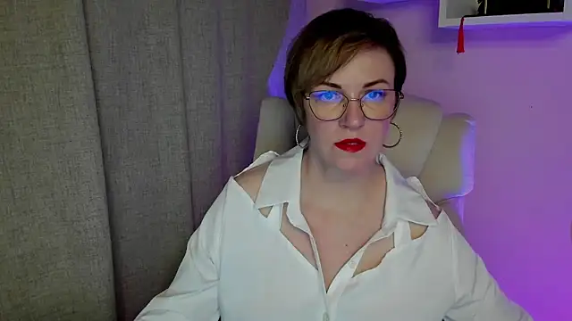 feliziaDesire online show from 7, 6, 2026