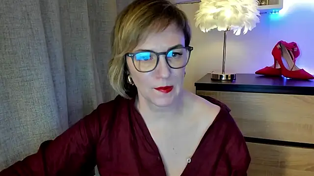 feliziaDesire online show from 22, 10, 2025