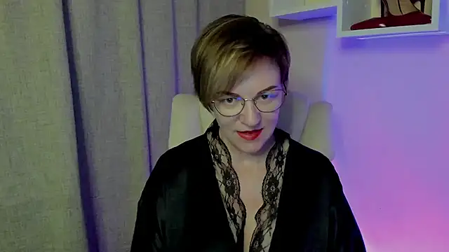 feliziaDesire online show from 3, 7, 2026