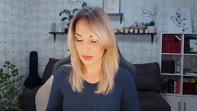 MillaXQueen online show from 27, 5, 2026