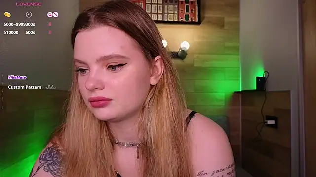Snapshot of Hottie_Jane chatting on 11, 1, 2025 Hottie Jane online show from 11, 1, 2025
