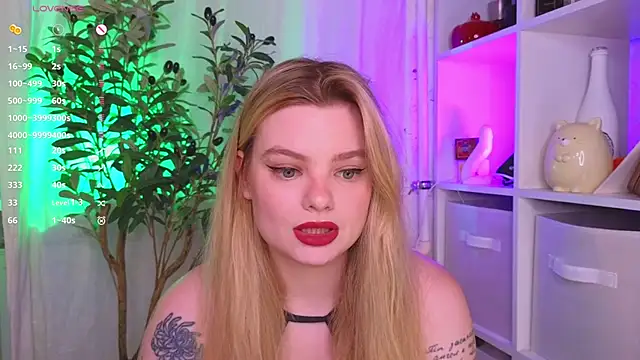 Snapshot of Hottie_Jane chatting on 21, 3, 2025 Hottie Jane online show from 21, 3, 2025