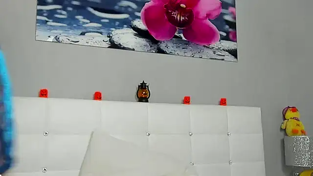 JuliaHunts online show from 15, 10, 2025