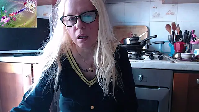 martachatte online show from 16, 9, 2025