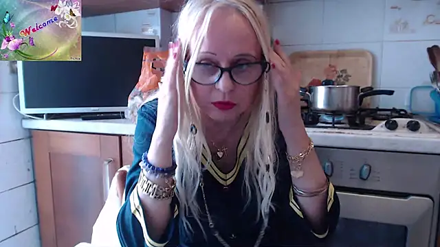 martachatte online show from 20, 9, 2025