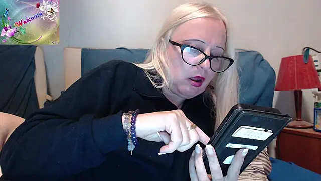 Snapshot of martachatte chatting on 21, 10, 2025 martachatte online show from 21, 10, 2025