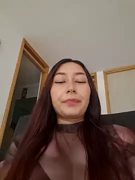 Snapshot of ariel35 chatting on 17, 5, 2026 ariel35 online show from 17, 5, 2026