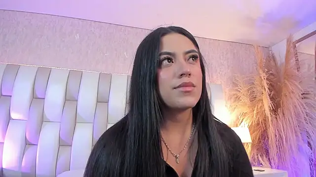 Rebeca jones online show from 13, 7, 2026