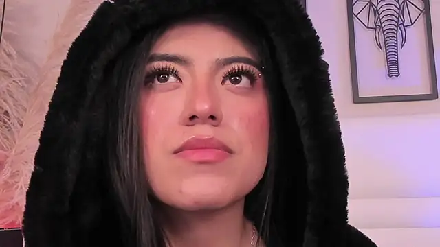 Rebeca jones online show from 5, 12, 2025