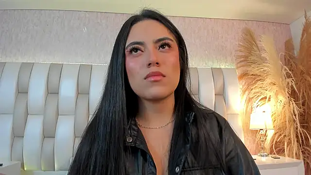 Rebeca jones online show from 3, 6, 2026