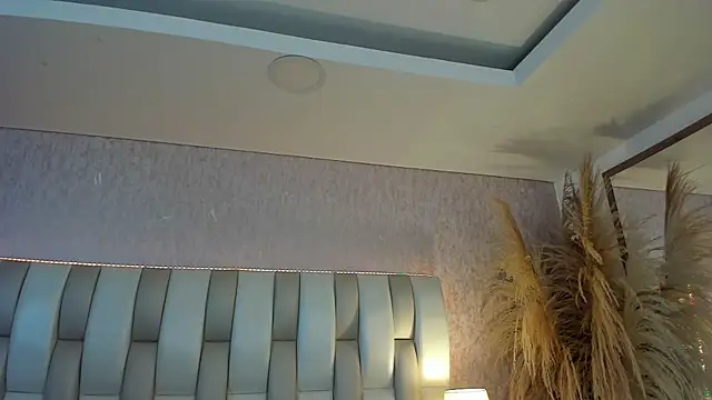 Rebeca jones online show from 22, 7, 2026