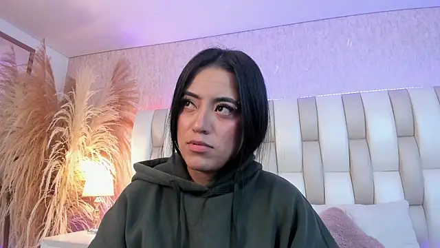 Rebeca jones online show from 6, 6, 2026