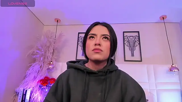 Rebeca jones online show from 18, 11, 2025