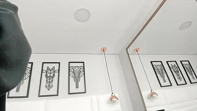 Rebeca jones online show from 7, 10, 2025