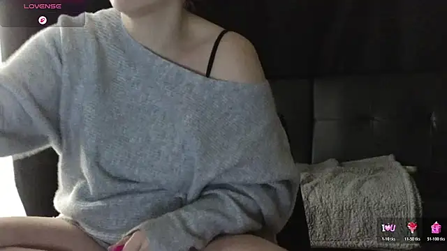 Mia G0ld online show from 2, 3, 2026