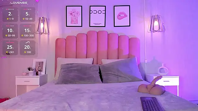 Ashleyy piink online show from 20, 4, 2026