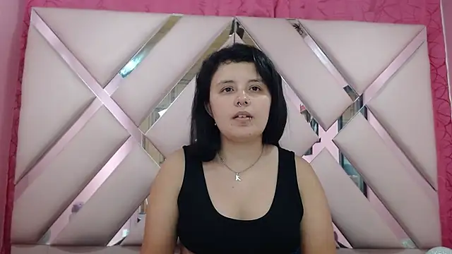 nathaly low1 online show from 4, 11, 2025