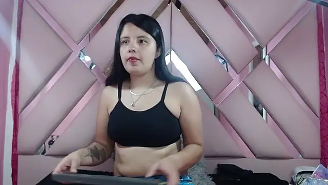 nathaly low1 online show from 13, 2, 2025