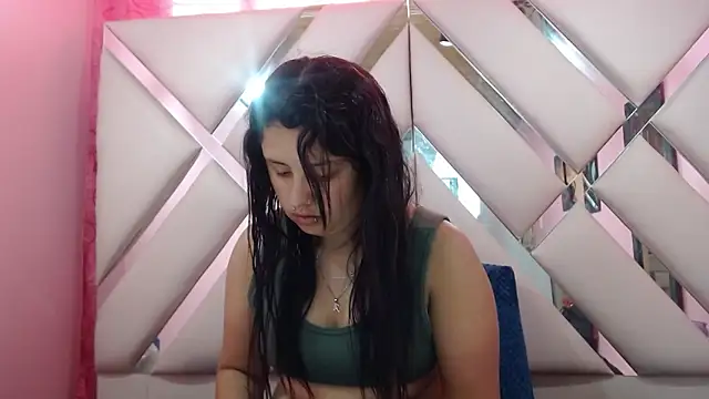 nathaly low1 online show from 10, 1, 2026