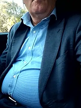 stiffandlubedxh online show from 8, 10, 2025