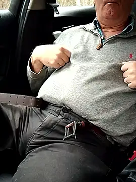 stiffandlubedxh online show from 30, 10, 2025