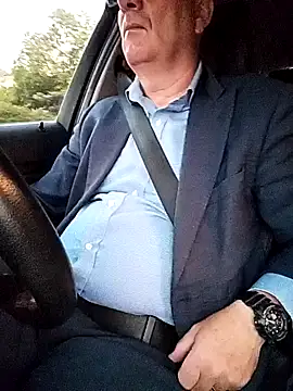 stiffandlubedxh online show from 22, 3, 2026