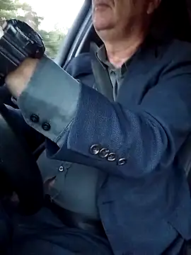 stiffandlubedxh online show from 16, 2, 2026