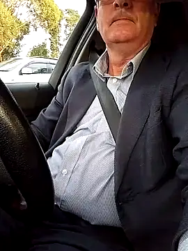 stiffandlubedxh online show from 10, 2, 2026