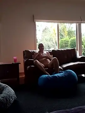 stiffandlubedxh online show from 9, 1, 2026