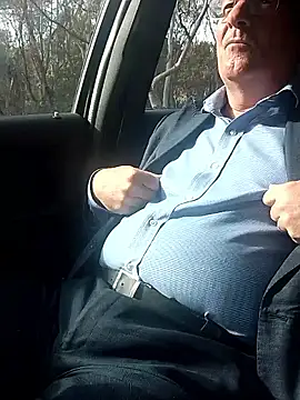 stiffandlubedxh online show from 1, 12, 2025