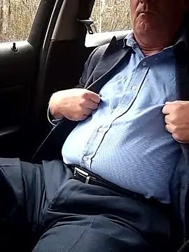 stiffandlubedxh online show from 19, 10, 2025