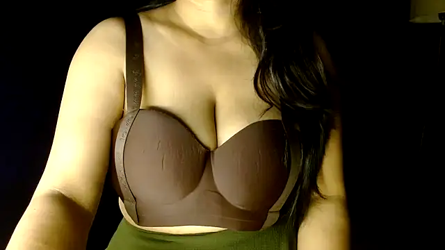 janifer001 online show from 23, 3, 2026