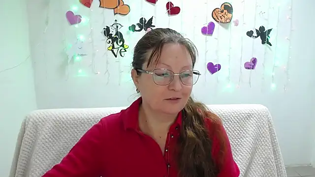 VanessaHotts online show from 28, 2, 2025