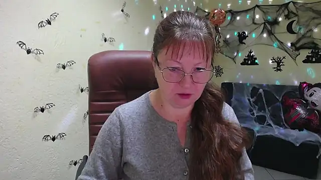 VanessaHotts online show from 23, 10, 2025