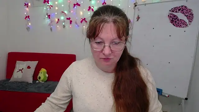 VanessaHotts online show from 24, 4, 2026