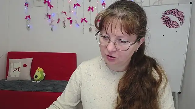 VanessaHotts online show from 22, 4, 2026