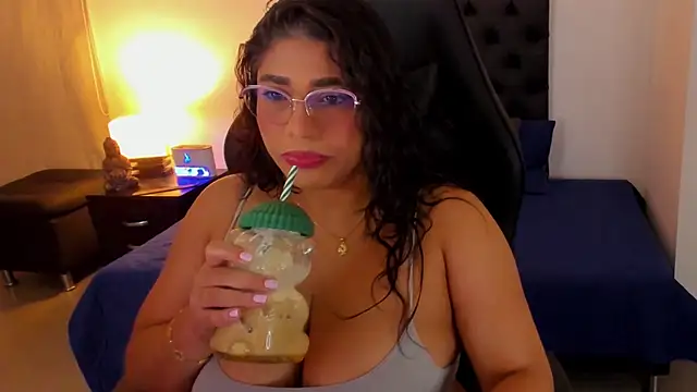 Snapshot of Jenny_Carters chatting on 30, 5, 2026 Jenny Carters online show from 30, 5, 2026
