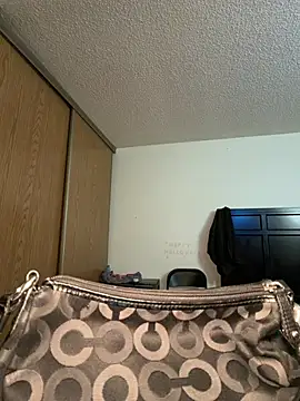 Snapshot of BustiBunny69 chatting on 21, 7, 2026 BustiBunny69 online show from 21, 7, 2026