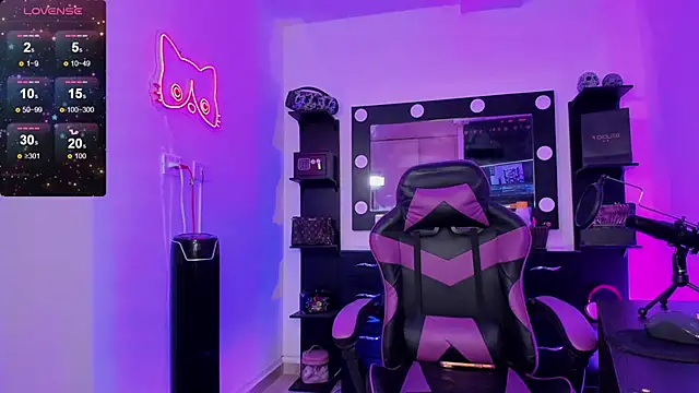 miss kitty online show from 12, 2, 2026