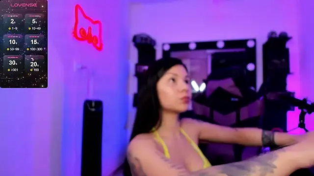 miss kitty online show from 25, 2, 2026