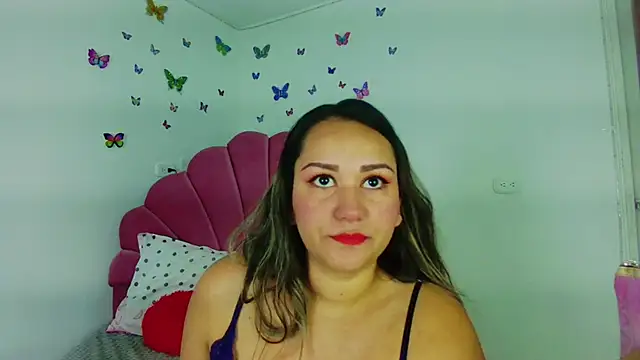 Snapshot of paula_brausin chatting on 20, 9, 2025 paula brausin online show from 20, 9, 2025