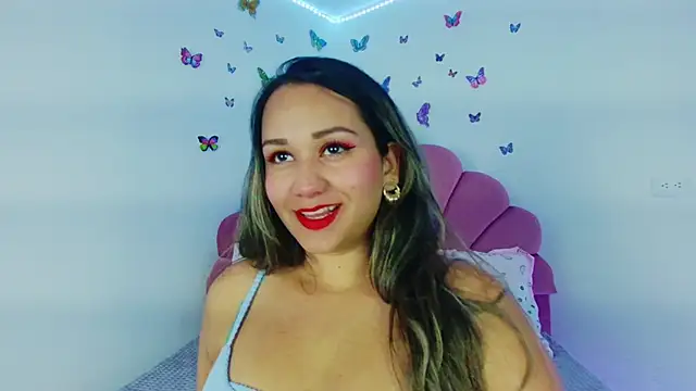 Snapshot of paula_brausin chatting on 3, 10, 2025 paula brausin online show from 3, 10, 2025