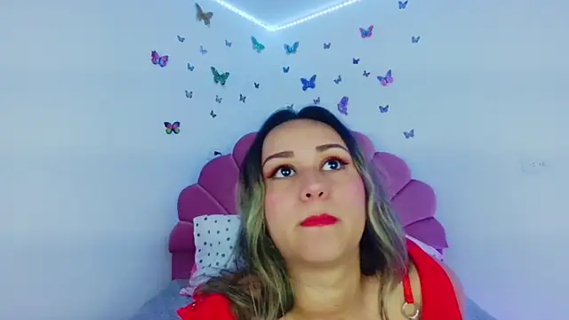 Snapshot of paula_brausin chatting on 16, 9, 2025 paula brausin online show from 16, 9, 2025