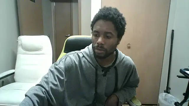 Kim and Dee online show from 3, 3, 2026