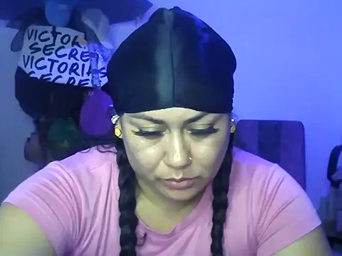 AliceFox Milf online show from 17, 2, 2026