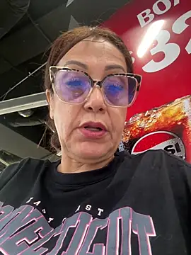 lonely shewolf online show from 17, 2, 2026