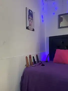 lonely shewolf online show from 29, 11, 2025