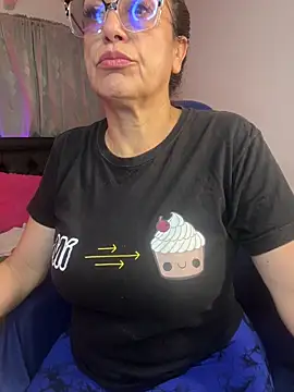 lonely shewolf online show from 23, 3, 2026